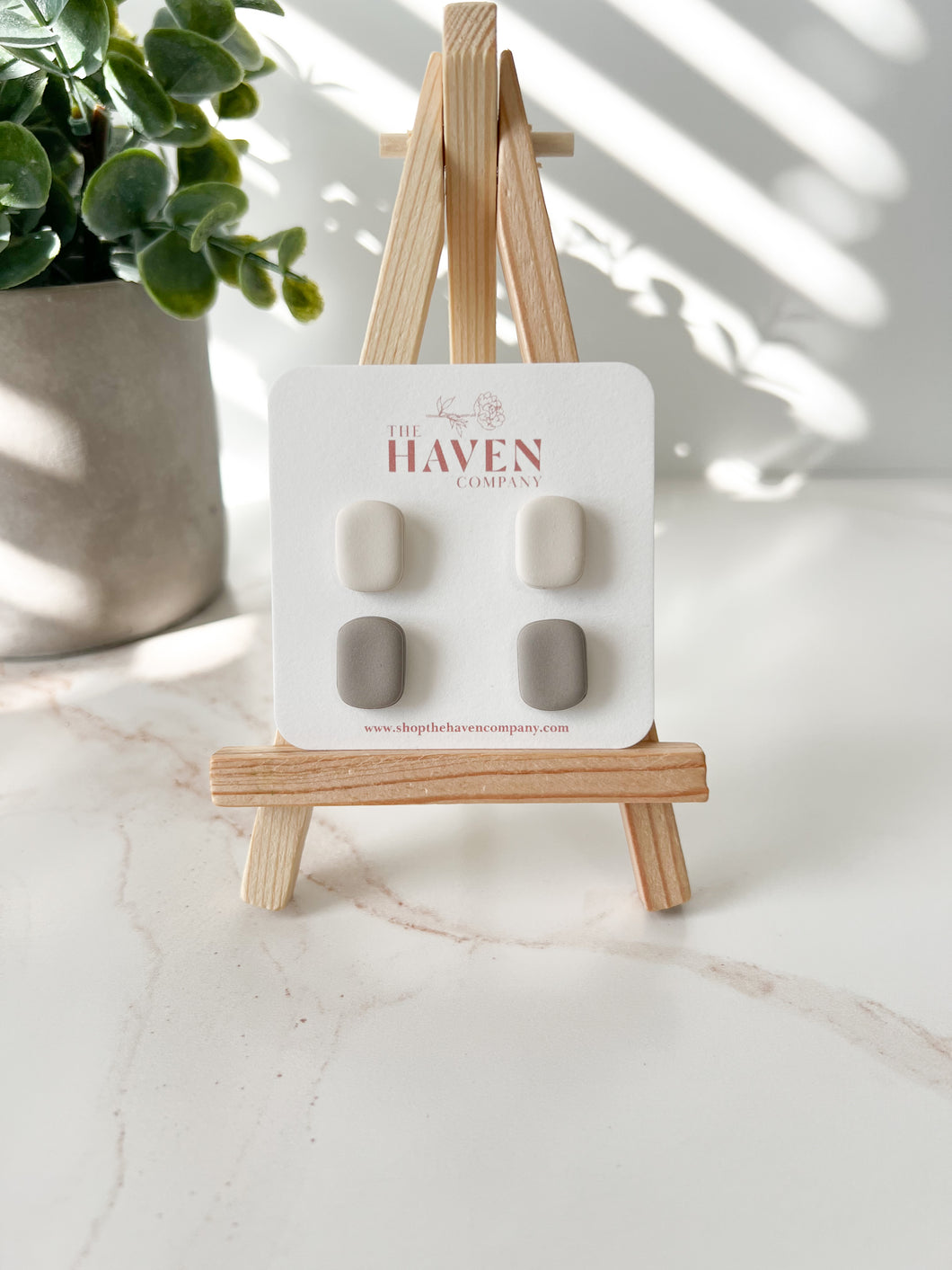 Studs - 2 Pack